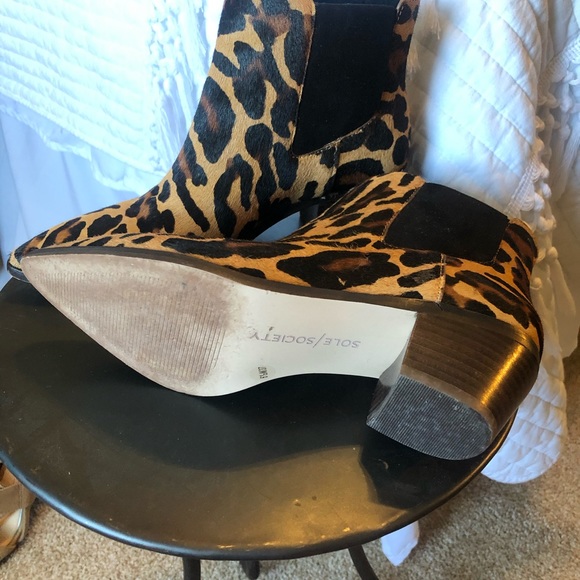 Leopard Booties - Picture 3 of 3